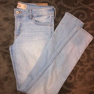 Hollister Super Skinny Jeans